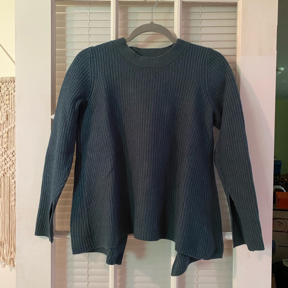 Open back sweater - Picture 1 of 5